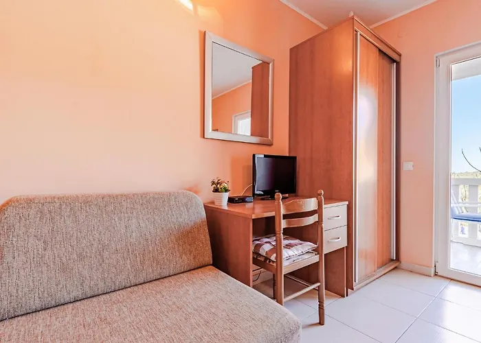 Pet Friendly In Zrnovska Banja * Korčula