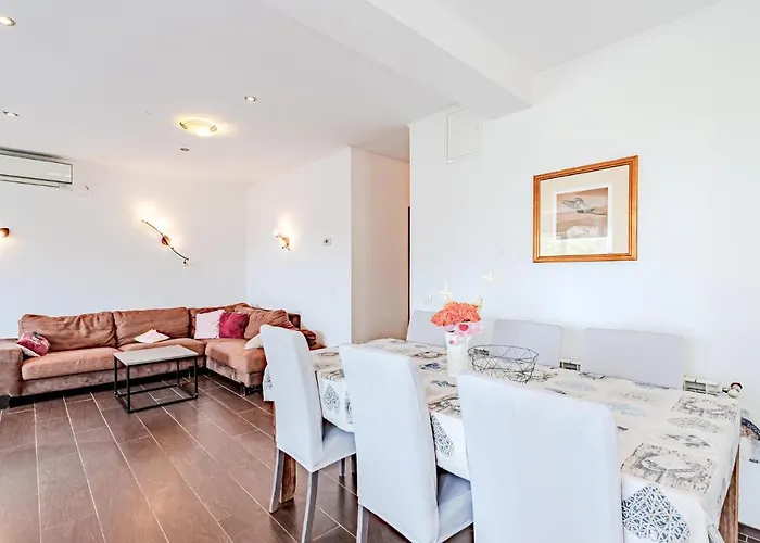 Pet Friendly In Zrnovska Banja Hébergement de vacances Korčula