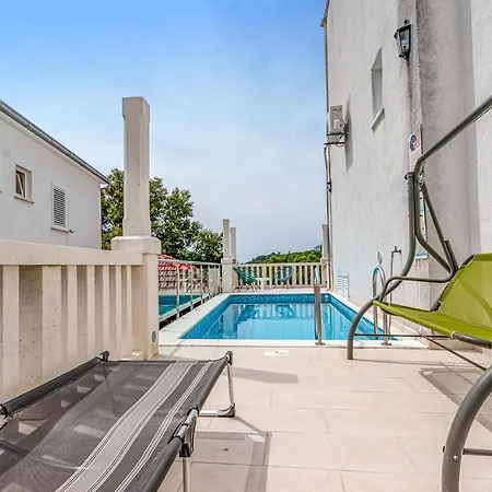 Hébergement de vacances Pet Friendly In Zrnovska Banja *